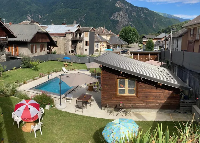 Apartman Les Combles - Etienne De Cuines *
