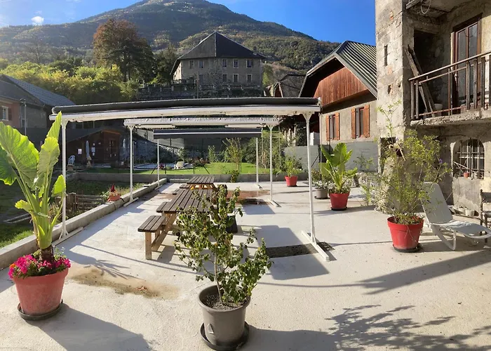 Les Combles - Etienne De Cuines